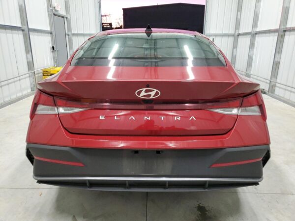 HYUNDAI ELANTRA RED - KMHLM4DG4RU671768