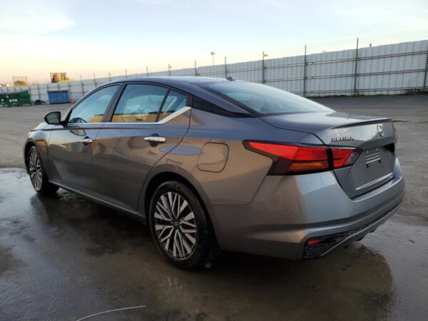 NISSAN ALTIMA GRAY - 1N4BL4DV8RN393748