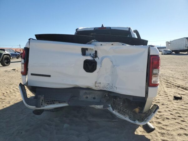 RAM 1500 WHITE - 1C6RREFM1LN179863