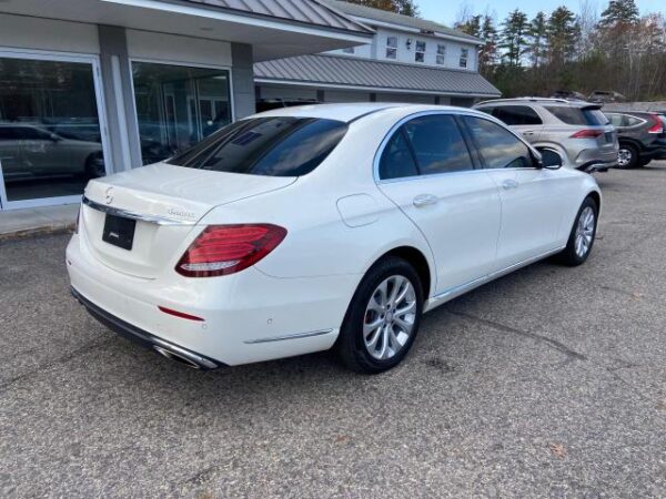 2017 Mercedes-Benz E300 4Mat White - WDDZF4KB9HA134447