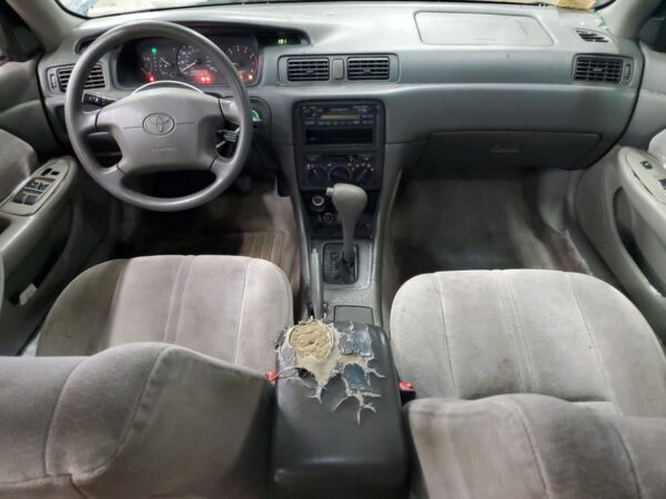 TOYOTA CAMRY GREEN - 4T1BF28K8WU068357