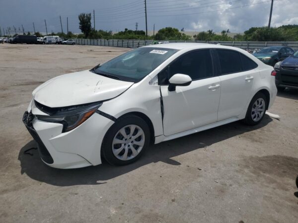 TOYOTA COROLLA WHITE - 5YFEPMAEXMP218512