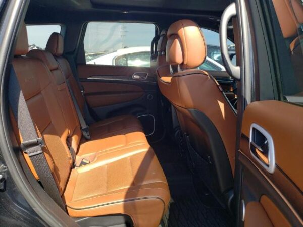 Jeep Grand Cherokee 2018 - 1C4RJFJG0JC310541