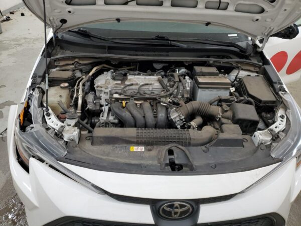 TOYOTA COROLLA WHITE - 5YFVPMAE1NP365531