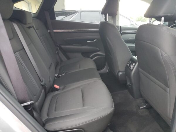 HYUNDAI TUCSON SILVER - 5NMJBCDE9RH340458