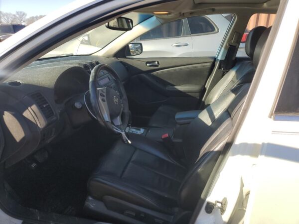 NISSAN ALTIMA WHITE - 1N4AL21E28N444471