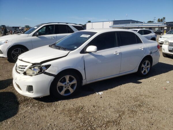 TOYOTA COROLLA WHITE - JTDBU4EE3DJ111828