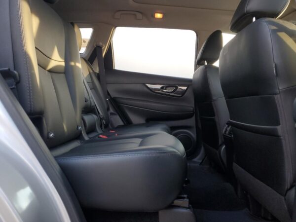 NISSAN ROGUE SILVER - JN8AT2MVXHW284618