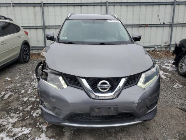 NISSAN ROGUE SILVER - KNMAT2MV1FP523069
