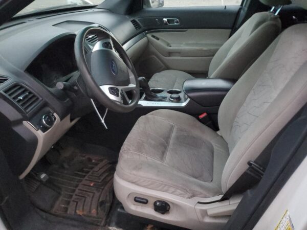 FORD EXPLORER WHITE - 1FMHK8B86BGA13436