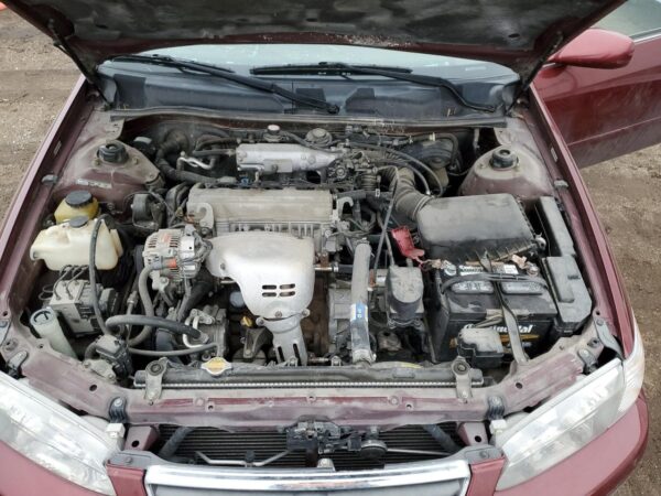 TOYOTA CAMRY BURGUNDY - 4T1BG22K9YU702963