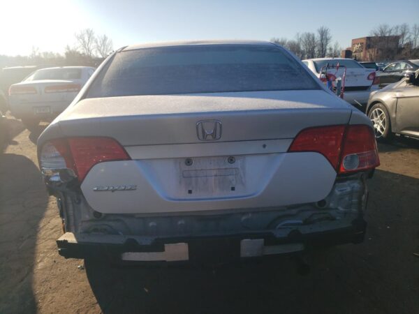 HONDA CIVIC SILVER - 1HGFA165X6L047142