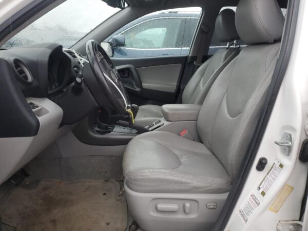 TOYOTA RAV4 WHITE - 2T3ZK31V69W002003