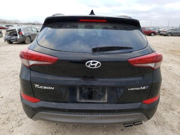 Hyundai Tucson 2016 - KM8J33A20GU222159