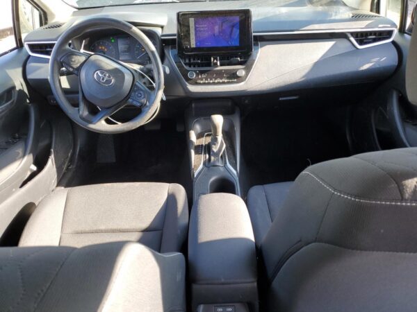 TOYOTA COROLLA SILVER - JTDB4MEE3PJ001107