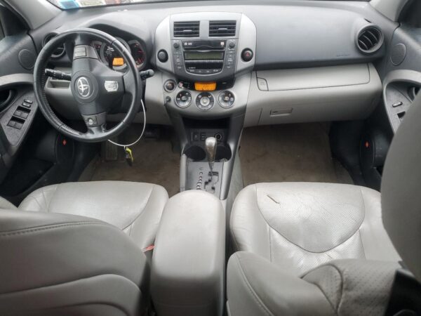 TOYOTA RAV4 WHITE - 2T3ZK31V69W002003