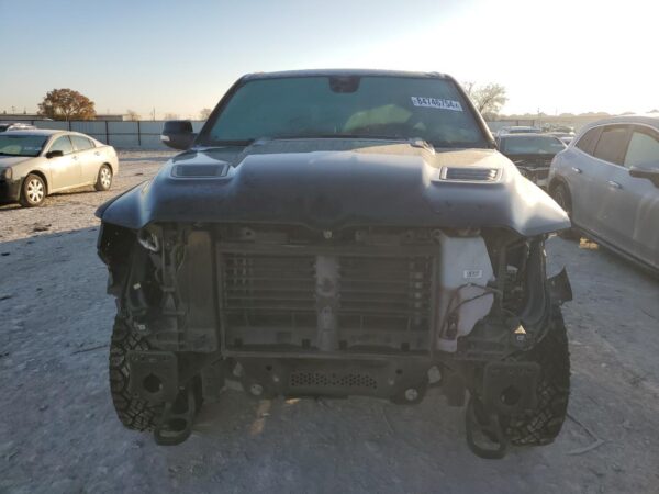 RAM 1500 BLACK - 1C6SRFLT8LN360753