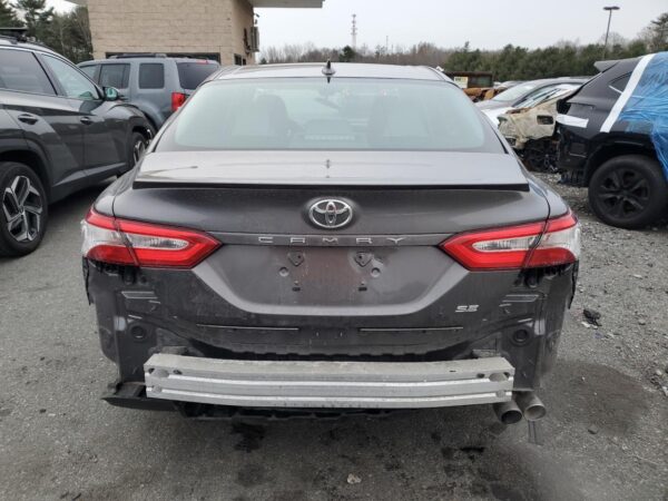 TOYOTA CAMRY PURPLE - 4T1G11AK8LU501860