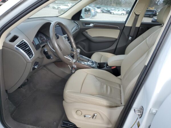 AUDI Q5 WHITE - WA1C2AFP4HA073180