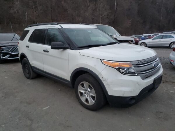 FORD EXPLORER WHITE - 1FMHK8B86BGA13436