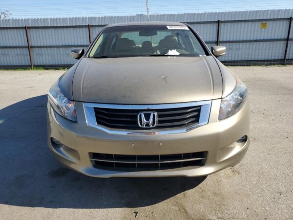 HONDA ACCORD GOLD - 1HGCP3F84AA024810