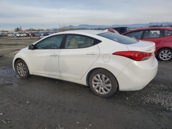HYUNDAI ELANTRA WHITE - 5NPDH4AE2BH044597
