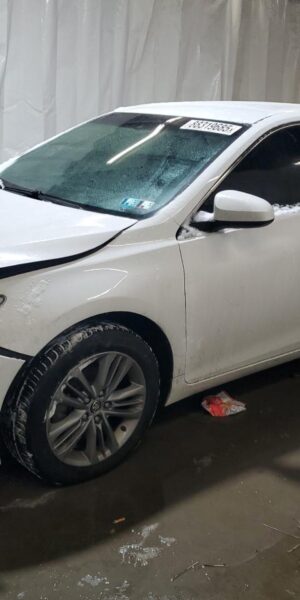 TOYOTA CAMRY WHITE - 4T1BF1FK3FU032170