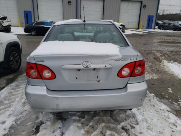 TOYOTA COROLLA SILVER - 2T1BR32E45C421774
