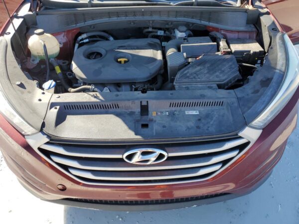 HYUNDAI TUCSON BURGUNDY - KM8J23A4XJU809111