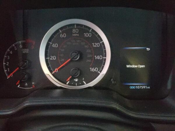Toyota Corolla Cross 2022 - 7MUBAABG7NV035098