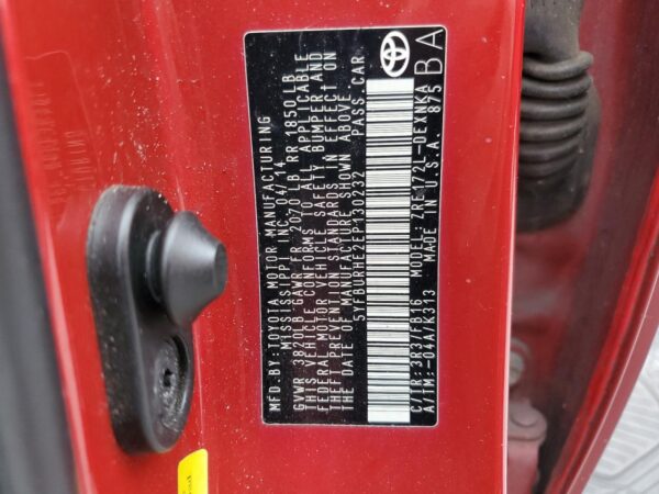TOYOTA COROLLA RED - 5YFBURHE2EP130232
