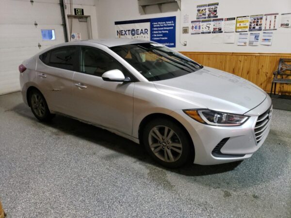 HYUNDAI ELANTRA SILVER - KMHD84LF9HU200621