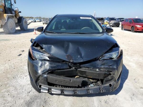 Toyota COROLLA 2018 - 5YFBURHE4JP833101
