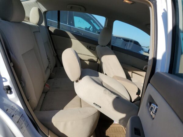 NISSAN SENTRA WHITE - 3N1AB6AP1AL633479
