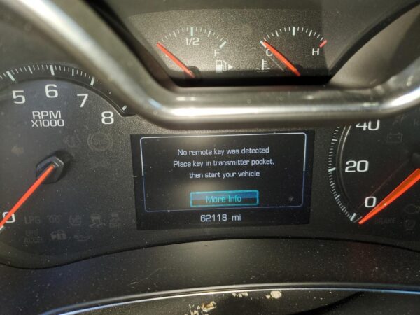 CHEVROLET IMPALA SILVER - 2G1105S39J9120145