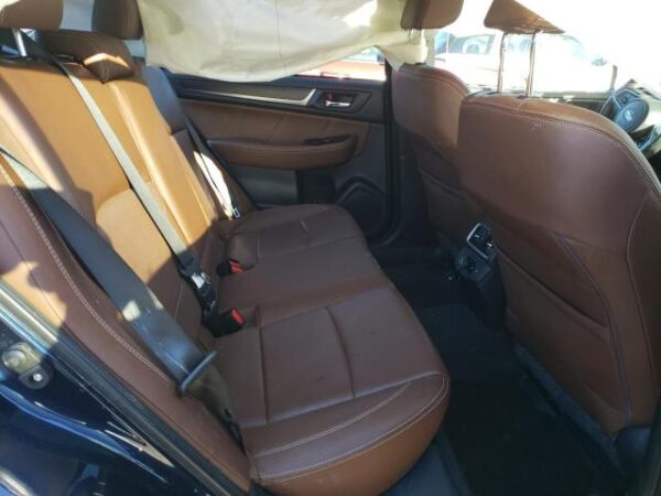 Subaru OUTBACK 2018 - 4S4BSETC5J3361791