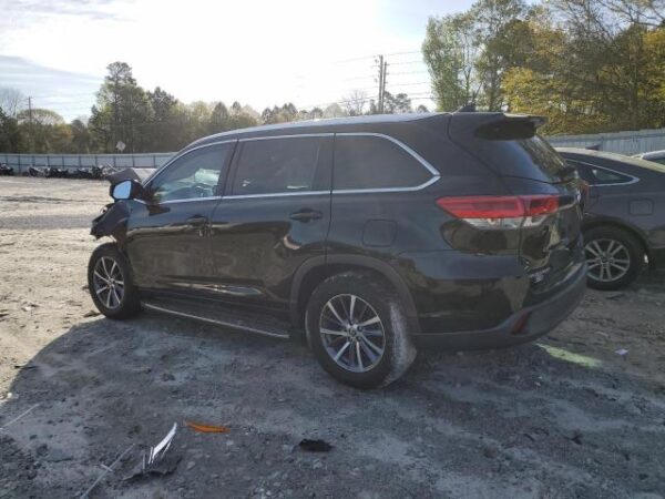 Toyota Highlander Xle 2017 Black 3.5L — 5TDJZRFH6HS375704