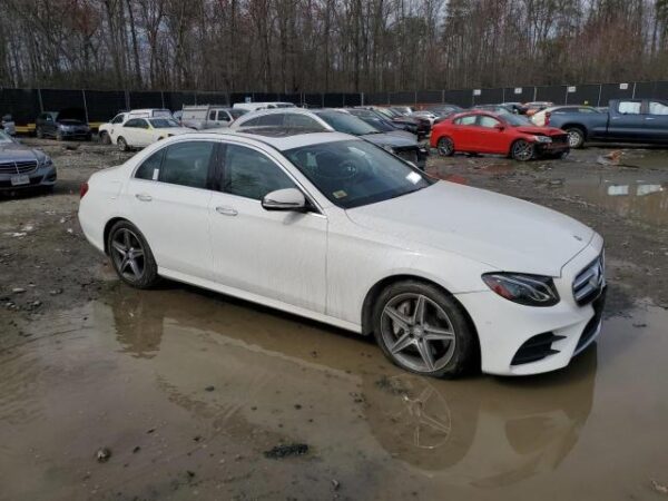 Mercedes-Benz E-class 2017 White — WDDZF4KB0HA117763