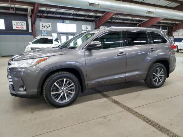 Toyota Highlander 2017 Gray — 5TDJGRFH9JS041002