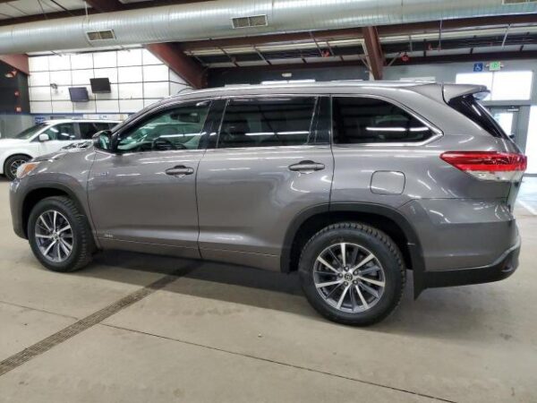 Toyota Highlander 2017 Gray — 5TDJGRFH9JS041002