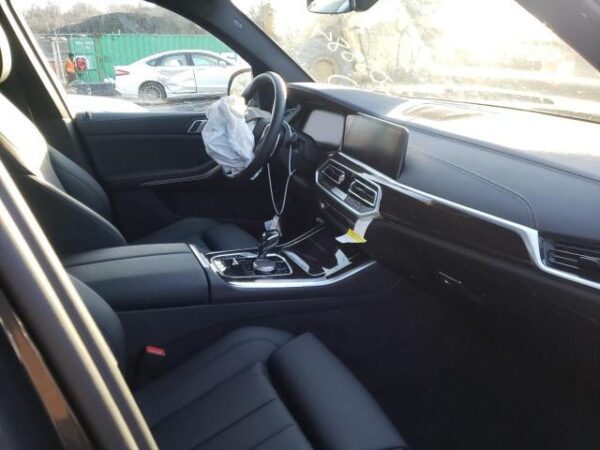 2021 BMW X5 xDrive40I Cream — 5UXCR6C08M9G08546