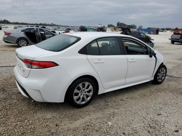 TOYOTA COROLLA WHITE - 5YFEPMAE1NP294363