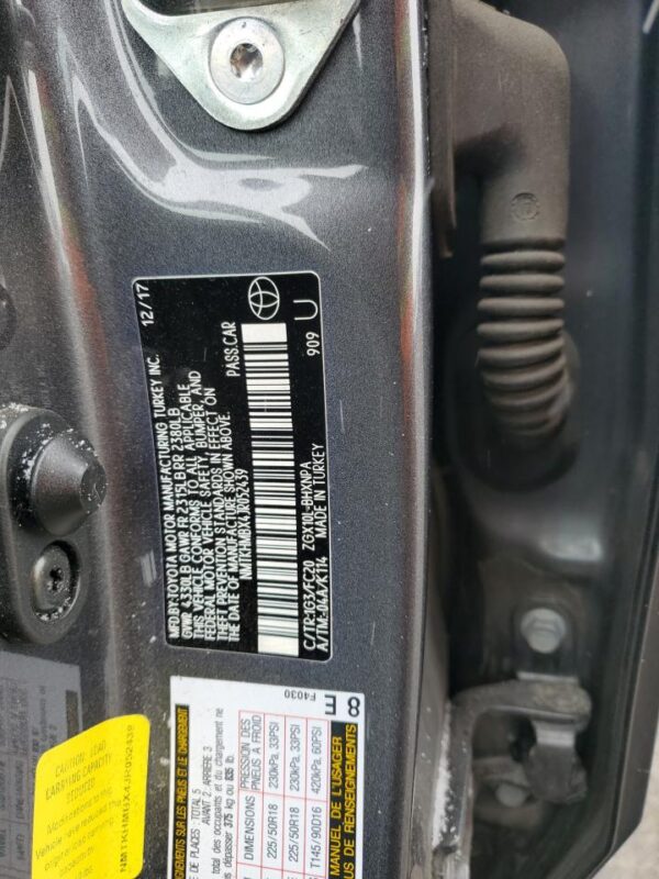TOYOTA C-HR GRAY - NMTKHMBX4JR052439