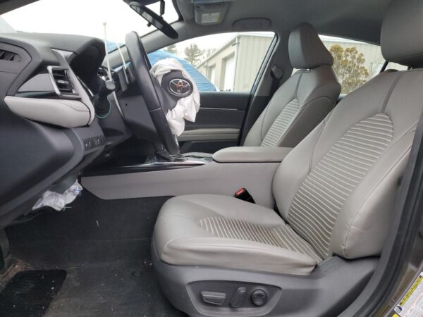 TOYOTA CAMRY PURPLE - 4T1G11AK8LU501860