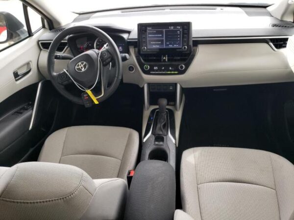 Toyota Corolla Cross 2022 - 7MUCAAAG3NV033337