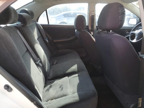 TOYOTA COROLLA WHITE - 2T1BR32E18C903106