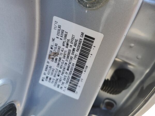 HONDA ACCORD SILVER - 1HGCR2F76DA065164