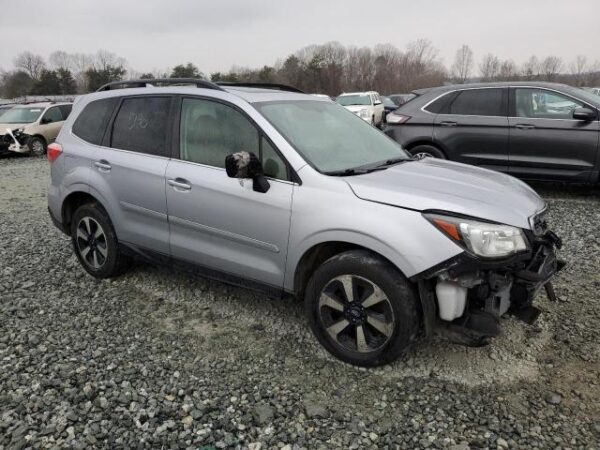 Subaru FORESTER 2017 - JF2SJAJC4HH520236