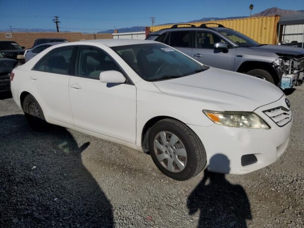 TOYOTA CAMRY WHITE - 4T4BF3EK7AR012533