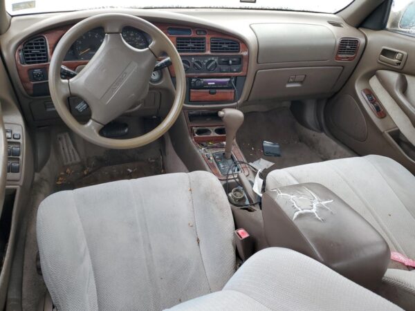 TOYOTA CAMRY GOLD - 4T1BG12KXTU817722